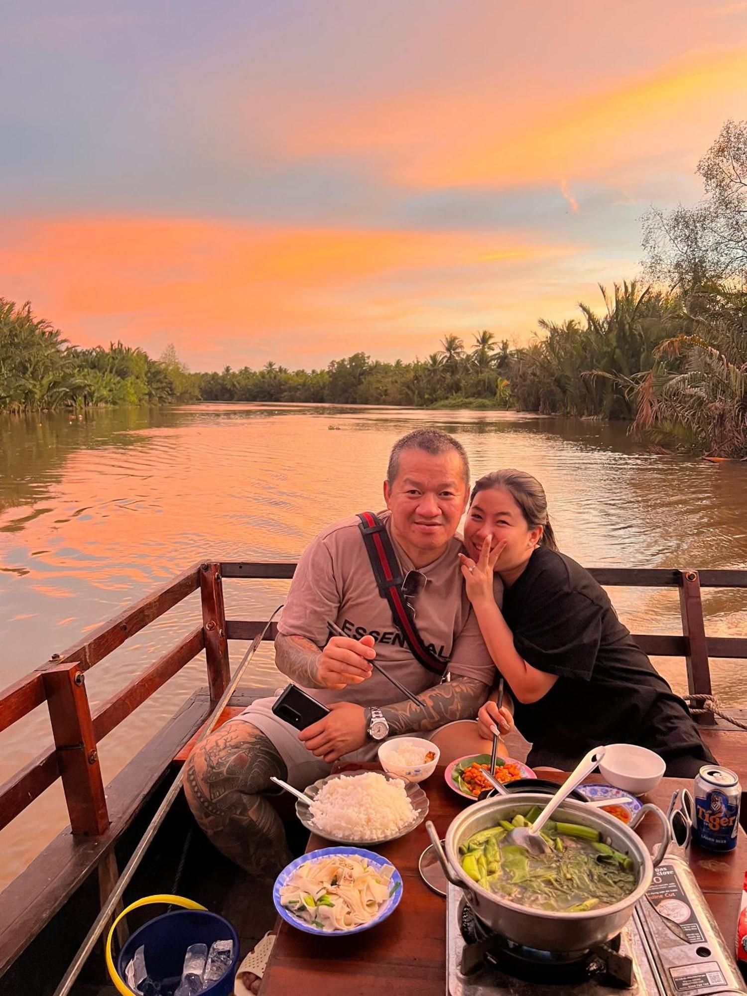 Hide Away Bungalows In Ben Tre City Esterno foto